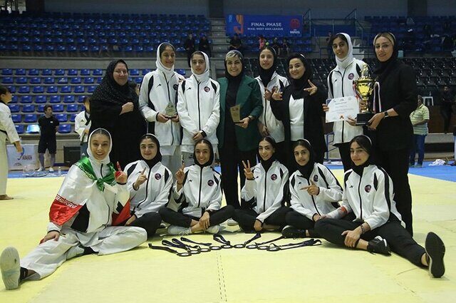 دختران تکواندوکار ایران قهرمان آسیا