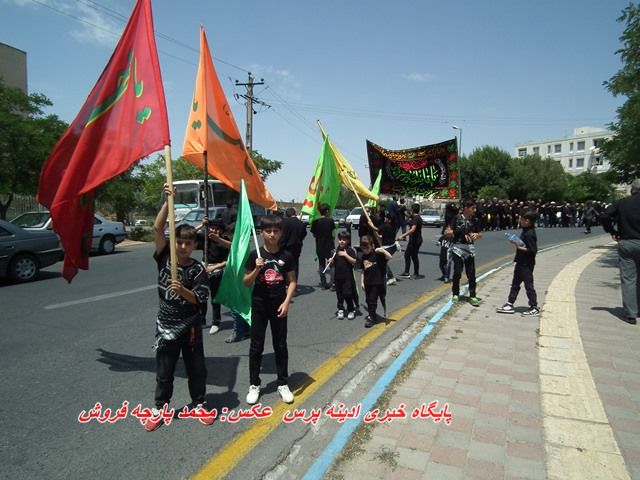 حضور کودکان در مراسم روز عاشورا